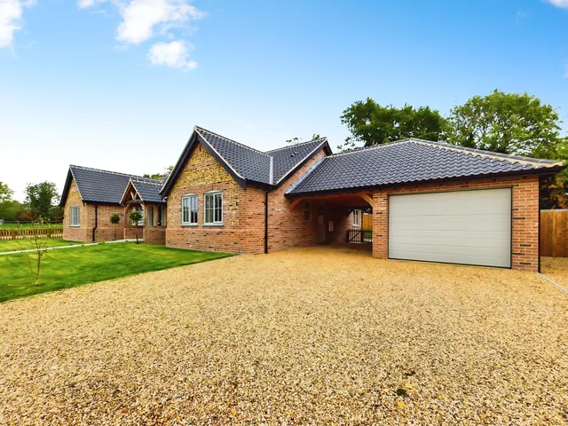 Chequers Lane, Saham Toney, IP25, photo 1