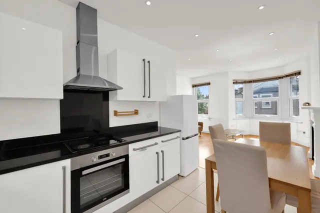 Chapter Road, London, NW2, photo 3