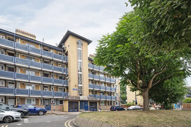 18 Bancroft House, Cephas Street, London, photo 1