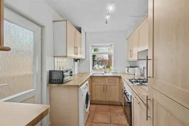 Wollaton Road, Beeston, NG9, photo 3