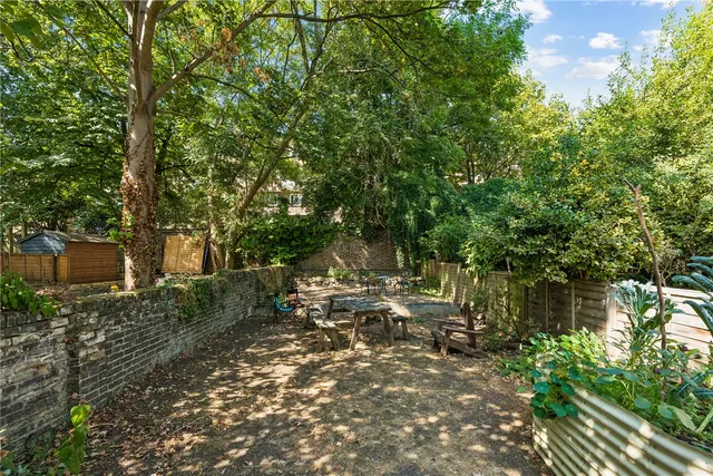 Photo 3 — Petherton Road, London, N5