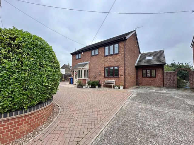 Rectory Road, West Tilbury Village, RM18, photo 1