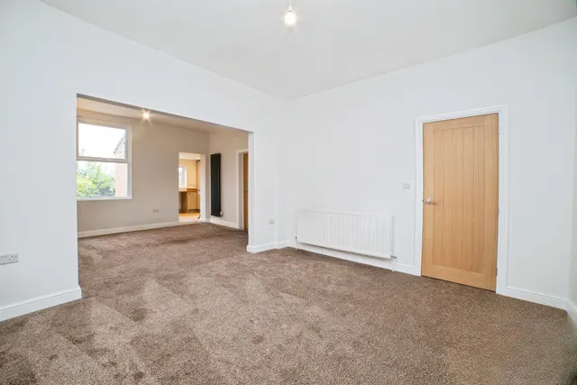 Lynncroft, Eastwood, NG16, photo 2