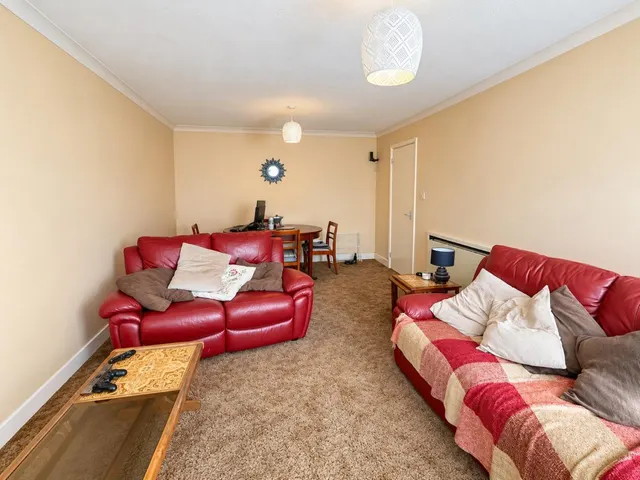 Henbury Road, Hanham, BS15, photo 3