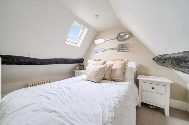 Photo 3 — Rose Street, Wokingham, Berkshire, RG40 1XU
