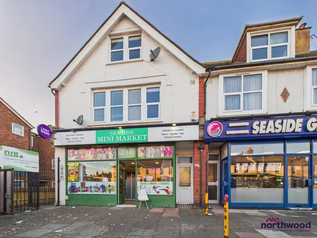 Seaside, Eastbourne, BN22, photo 1