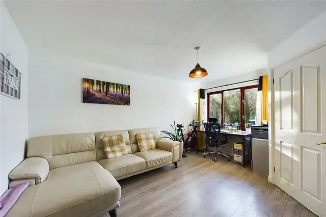Jarman Close, Buckingham, MK18, photo 3