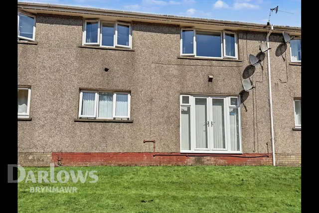 Bronhafod Street, Brynmawr, photo 1