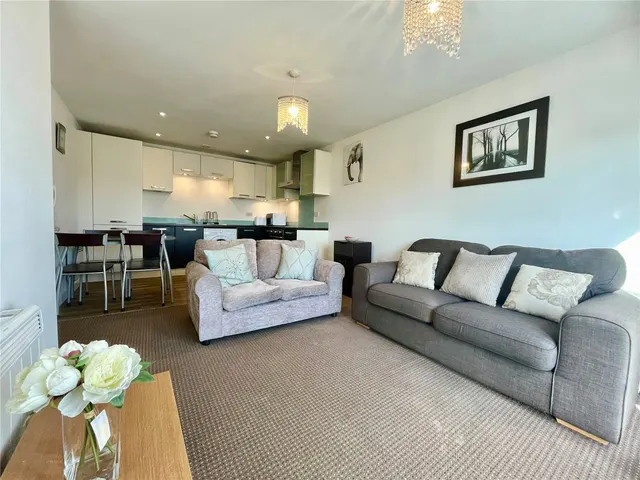 Lumen Court, Preston, PR1, photo 2