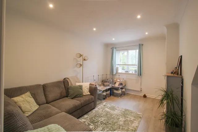 Photo 3 — Gondreville Gardens, Church Crookham, Fleet, GU52 6US