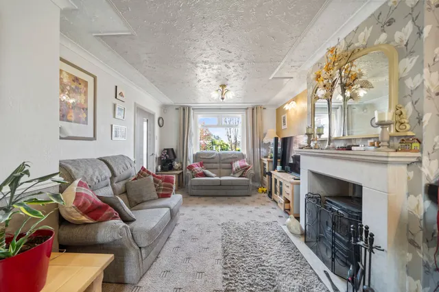 Photo 2 — Hardwick Road, Ashton-In-Makerfield, Wigan, Wigan, WN4 9UU