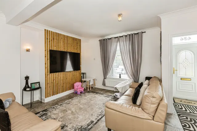 Carmarthen Road, Swansea, SA5, photo 3