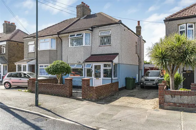 Elsa Road, Welling, DA16, photo 1