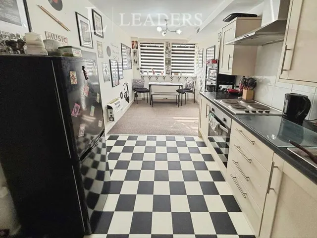 Greywell Road, Havant, PO9, photo 2