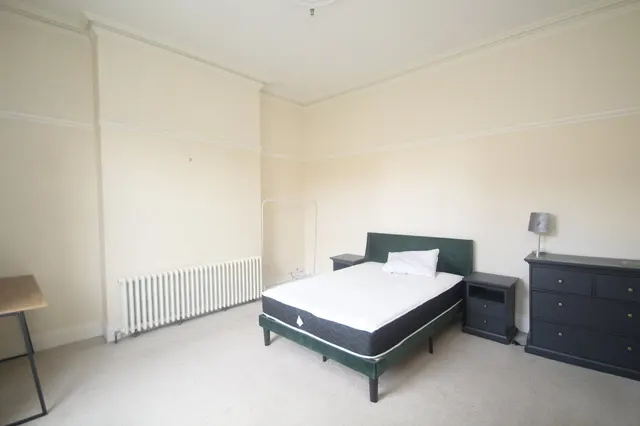 East Parade, Harrogate, HG1, photo 2