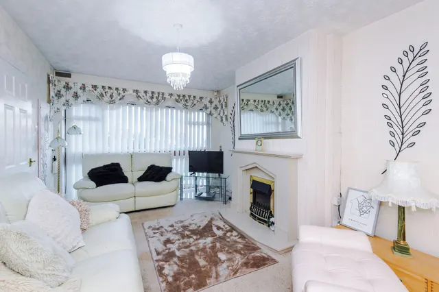 Kinross Avenue, Ashton-In-Makerfield, WN4, photo 2
