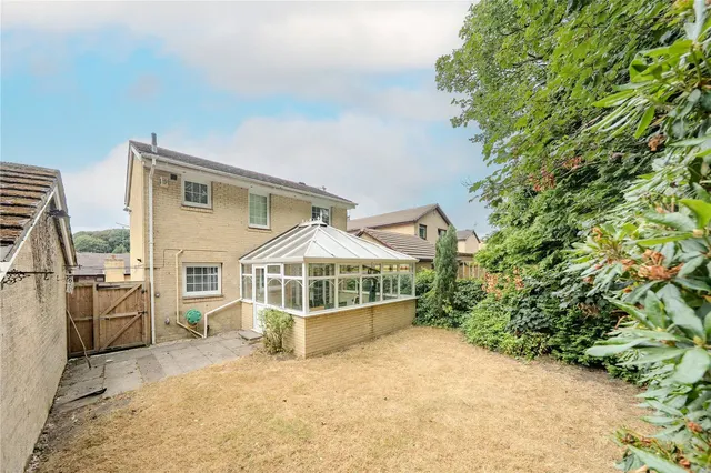 Eaton Hill, Leeds, LS16, photo 1