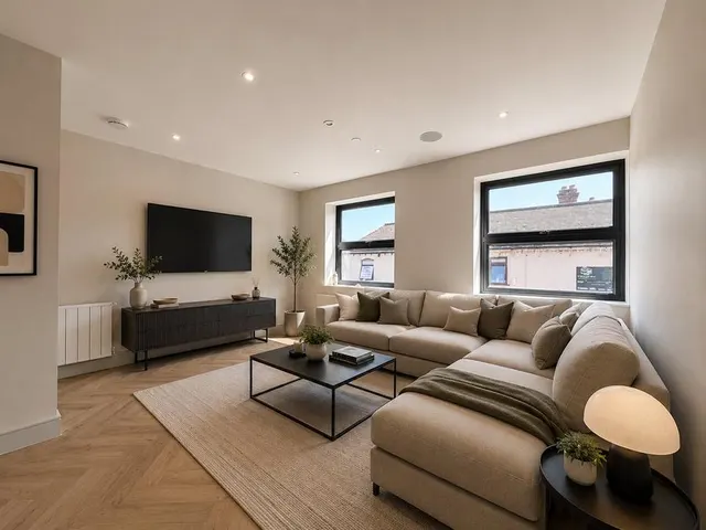 High Street, Crowthorne, RG45, photo 2