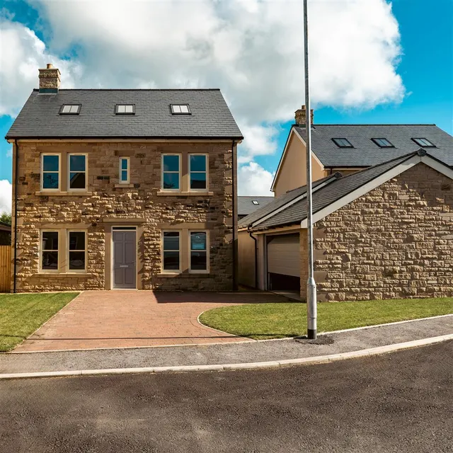 John Hallows Way, New church-in-Pendle, BB12, photo 1