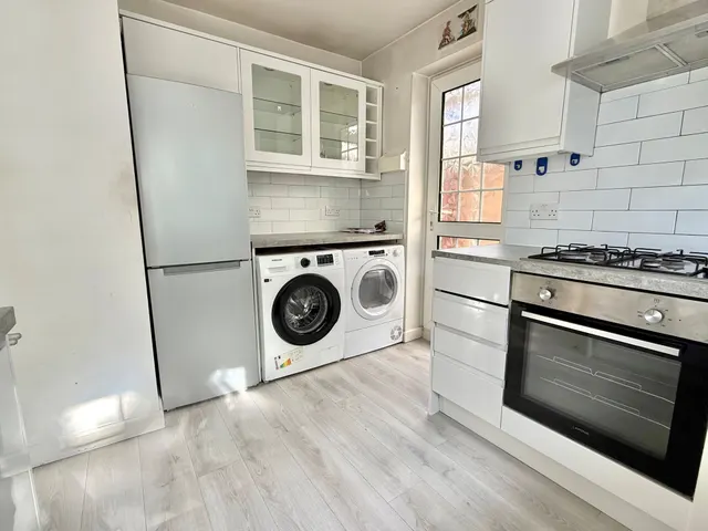 Ridgeway Avenue, Dunstable, LU5, photo 3