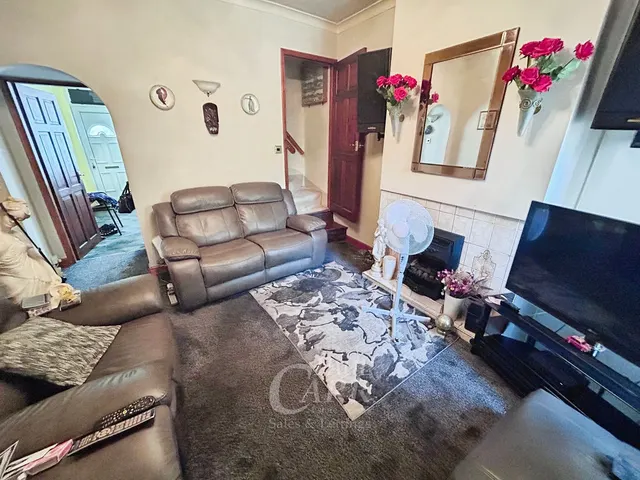 Village Road, Aston, B6, photo 2