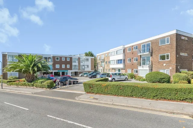 Shorefield Road, Westcliff-on-Sea, SS0, photo 1