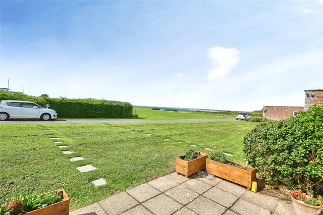 Monks Lane, Freshwater, PO40, photo 2