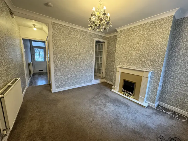 Photo 3 — Victoria Street, Mansfield, NG18