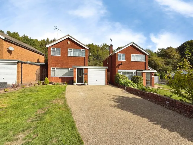 Churchfield Drive, Rainworth, NG21, photo 1