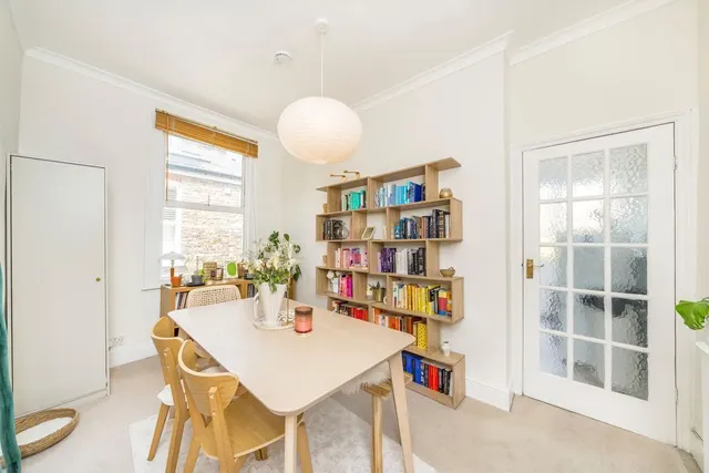 Ravenstone Street, SW12, photo 3