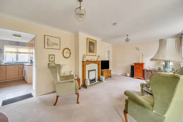 Troutbeck Close, Twyford, RG10, photo 2