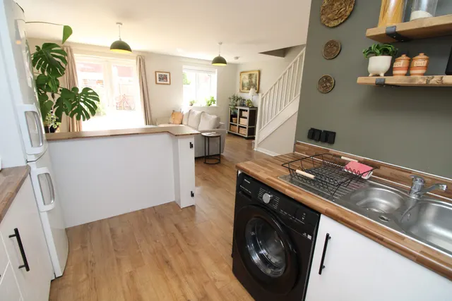 Photo 3 — Chimney Way, Stewartby, Bedford, Bedford, MK43 9GW