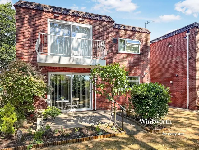 Beaufoys Avenue, Ferndown, BH22, photo 1