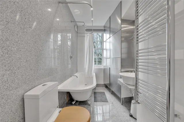 Photo 3 — Elm Tree Court, Elm Tree Road, St John's Wood, London, NW8