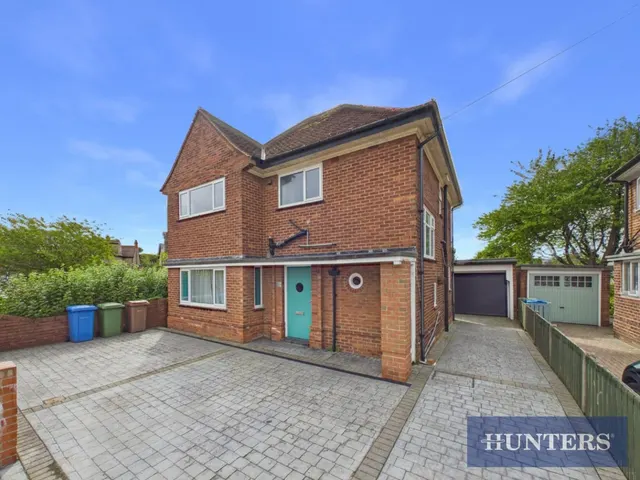 Shaftesbury Road, Bridlington, YO15, photo 1