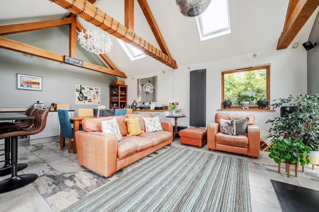Photo 2 — Hawkins Grove, Church Crookham, GU51