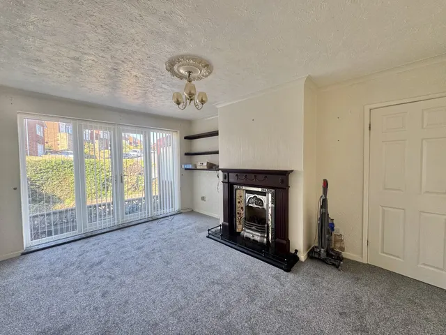 Cawley Lane, Heckmondwike, WF16, photo 2