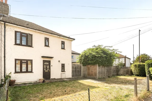 Mount Road, Mitcham, CR4 3EY, photo 1