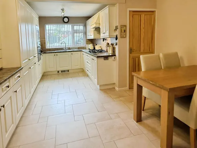 Chater Close, Leicester, LE5, photo 3