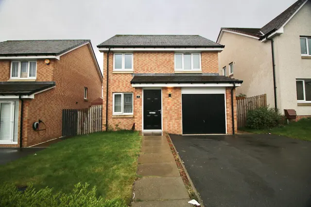 Earlybraes Drive, Glasgow, G33 4PQ, photo 1