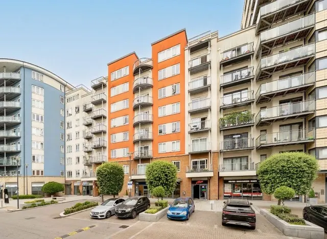 Heritage Avenue, Colindale, NW9, photo 1