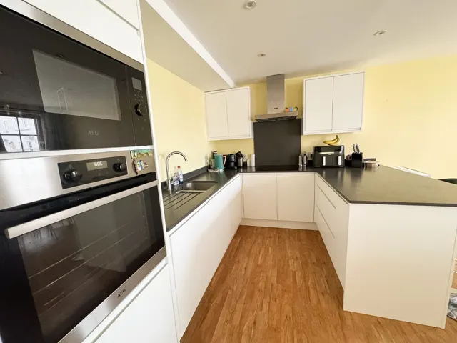 Lower Burlington Road, Portishead, BS20, photo 2