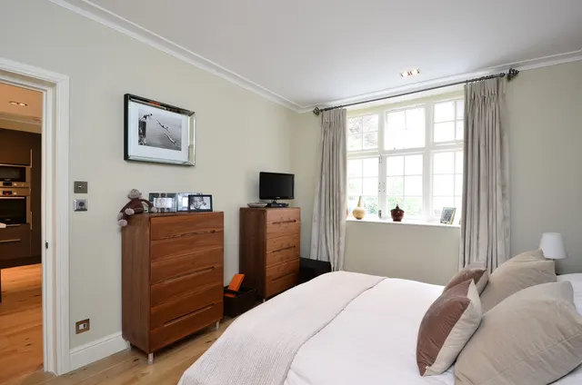 London, SW5, photo 3