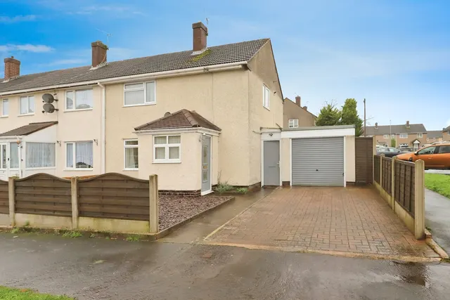 Abbey Road, Kidderminster, DY11, photo 1