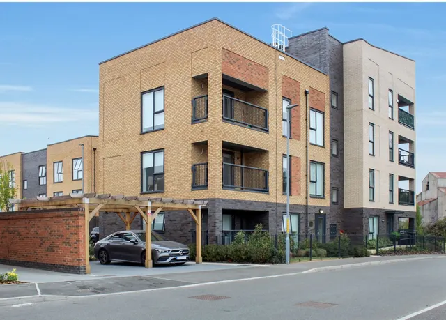Whiting Avenue, Greenhithe, DA9, photo 1