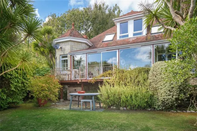 Whitwell Road, Ventnor, PO38, photo 2