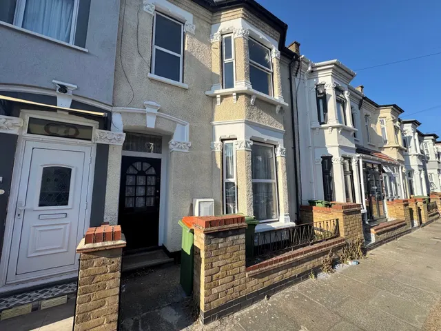 Gower Road, Forest Gate E7, photo 1