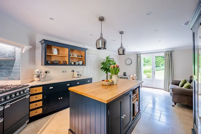 Photo 3 — Southampton Road, Alderbury, Salisbury, Wiltshire, SP5 3AG