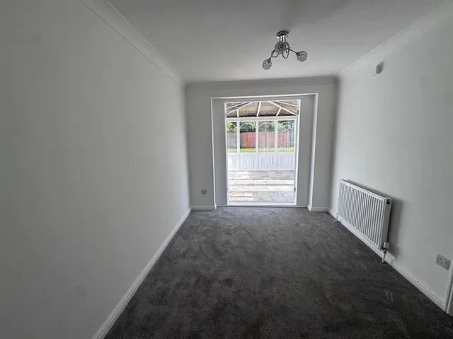 Mill House Rise, Bradford, BD5, photo 3