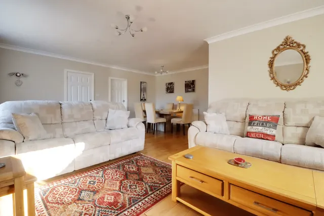 Ash Tree Drive, Haxey, DN9, photo 3